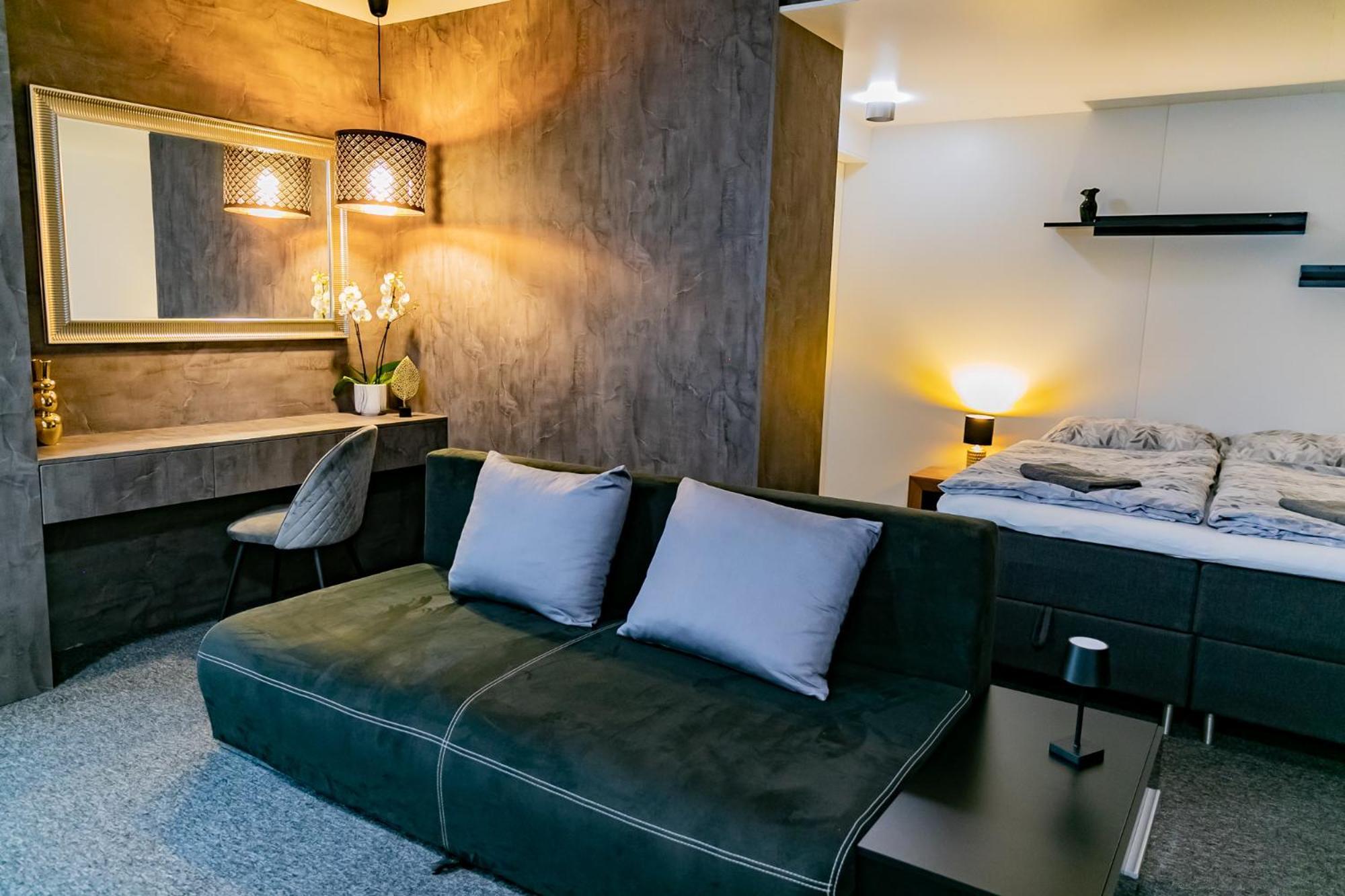 Motel1- A Megfizetheto Luxus! Дуноуйварош Екстер'єр фото