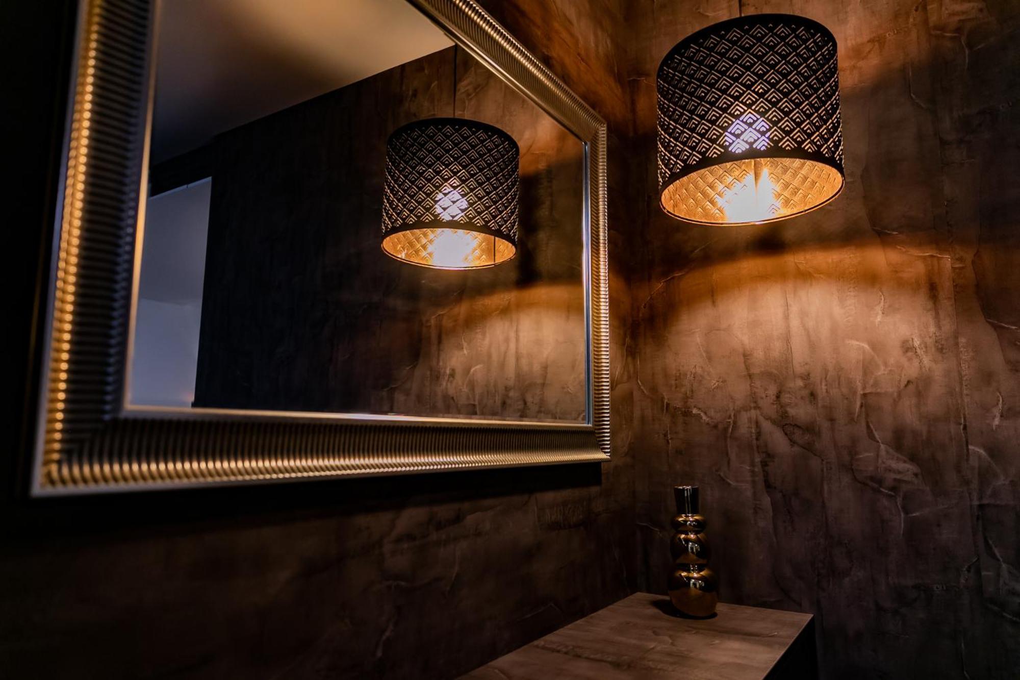 Motel1- A Megfizetheto Luxus! Дуноуйварош Екстер'єр фото