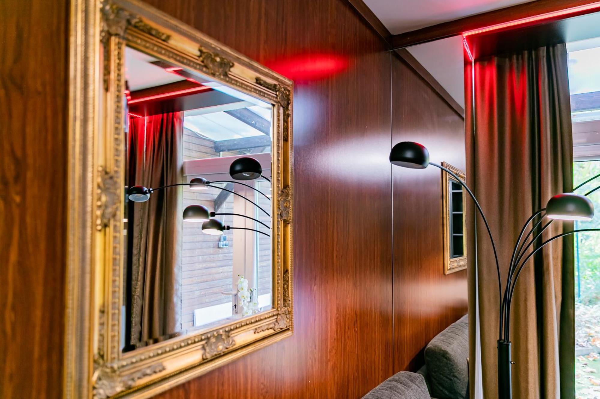 Motel1- A Megfizetheto Luxus! Дуноуйварош Екстер'єр фото
